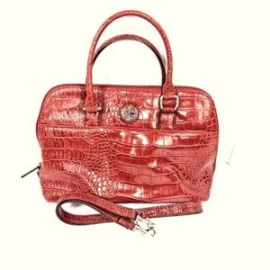 Giani Bernini Clutch/Shoulder/Cross Body Dark Red Croc Faux Leather Purse/Bag
